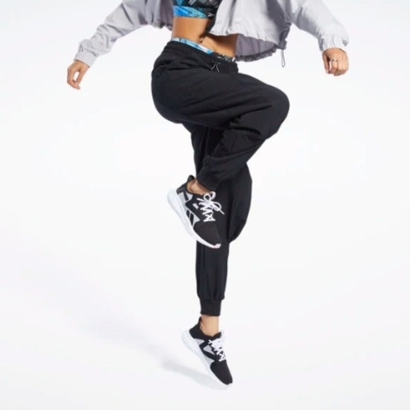 Fashion Pleated Woven pants - Picture 7 of 8